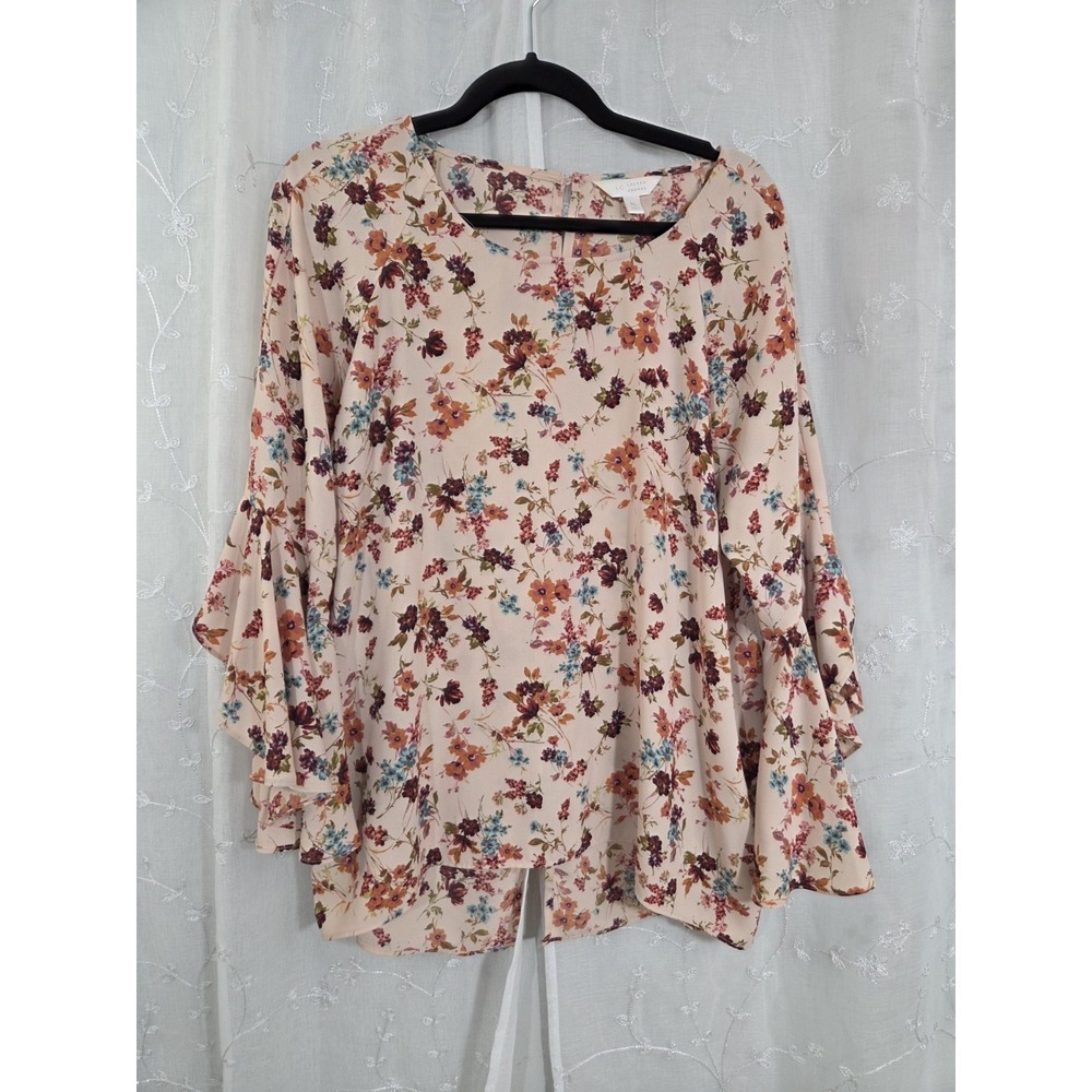 Lauren Conrad Peach Floral Shirt XL Flare Sleeve Keyhole Button